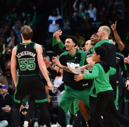 Baylor Scheierman y Kristaps Porzingis impulsan a los Celtics, 104-96