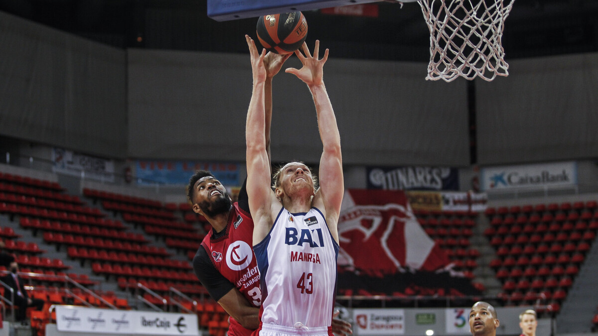 Baxi Manresa gana en un ajustadísimo duelo ante el Casademont Zaragoza (102-103)