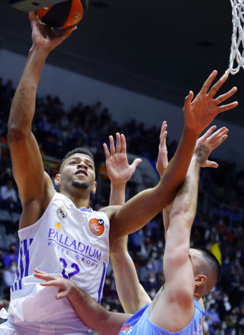 El Madrid apaga el sueño de un Río Breogán que le llevó al límite (73-67)