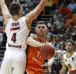 Valencia Basket abre el nuevo año visitando la pista del Umana Reyer Venezia