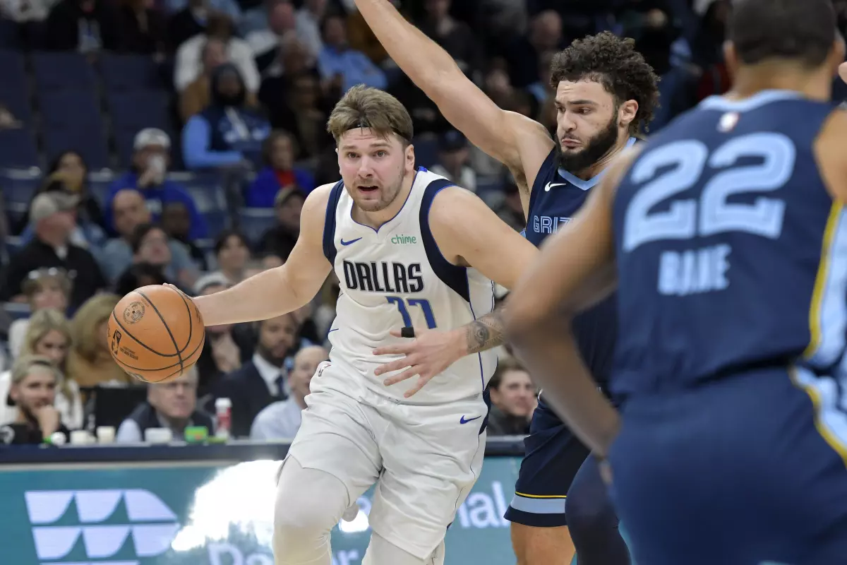 Los Mavericks, con Doncic a la cabeza, vencen a los Grizzlies