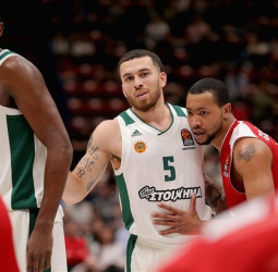 Mike James, en el radar del Armani Milán