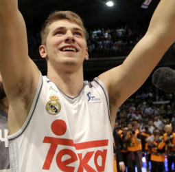 Luka Doncic no lo duda, jugará con Eslovenia