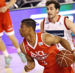 Tecnyconta Zaragoza pierde tras una prórroga en Manresa (94-91)