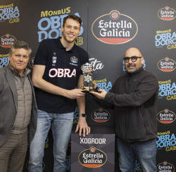 El jugador del Monbus Obradoiro, Mike Daum, elegido Jugador Estrella Galicia de Enero