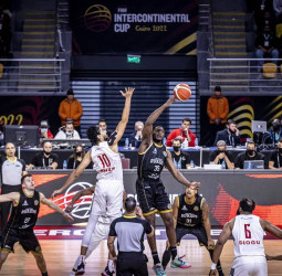 Hereda San Pablo jugará la final de la Copa Intercontinental (61-78)