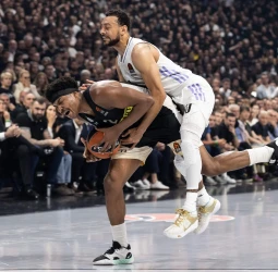 Quintos partidos en el playoffs de EuroLeague, sinónimo de victoria local