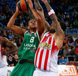 Top 16 Round 9: Game Center