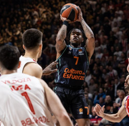 Derrota del Valencia en la pista del Crvena Zvezda Meridianbet Belgrade (92-73)