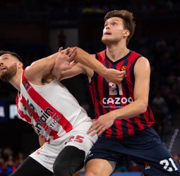Cazoo Baskonia cede ante Olympiacos en los minutos finales (92-97)