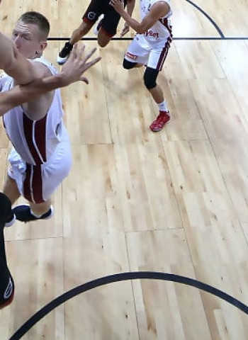 Porzingis y Timma destrozan a Bélgica (92-64)