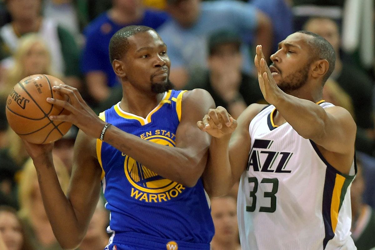 [3-0] Los Warriors tiran de un excelente Durant para superar a los Jazz (101-92)