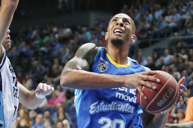 Diamon Simpson ficha por el CEZ Nymburk