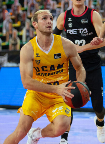 Conner Frankamp impone su ley en Miribilla (63-73)
