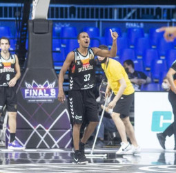 El San Pablo tumba al Holon (77-86)