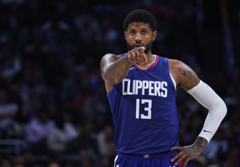 Paul George y los Clippers no se ponen de acuerdo. Los Sixers atentos