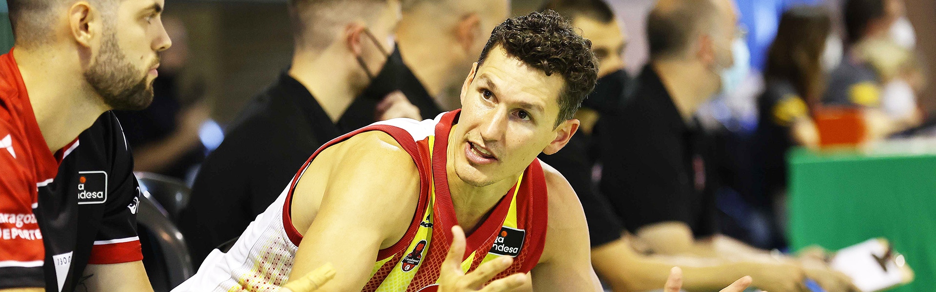 Casademont Zaragoza inicia su preparación con victoria ante el BAXI Manresa (72-71)