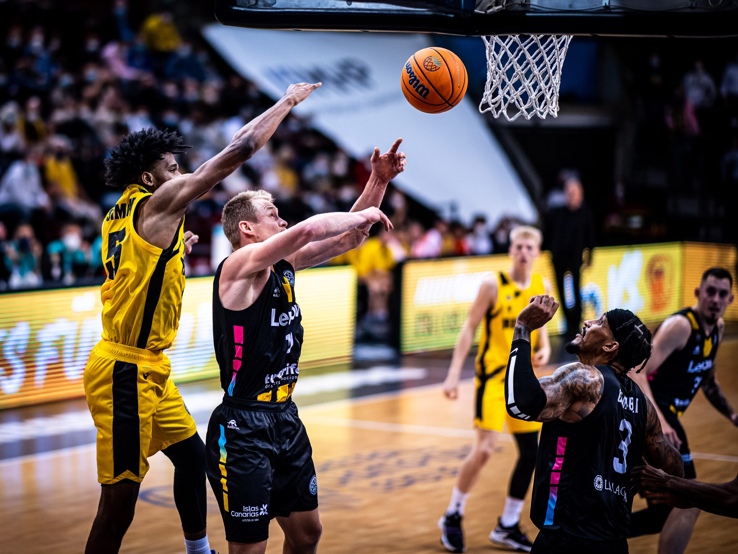 El Lenovo Tenerife cae ante el MHP Riesen Ludwigsburg (80-69)