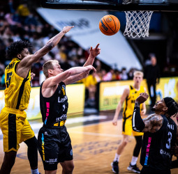 El Lenovo Tenerife cae ante el MHP Riesen Ludwigsburg (80-69)