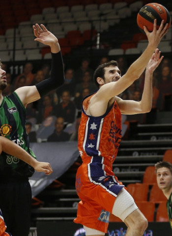 Valencia Basket cae en la Fonteta ante el Joventut (89-102)