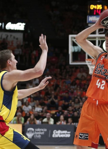 Reacción y más rodaje, todavía sin premio (66-72)