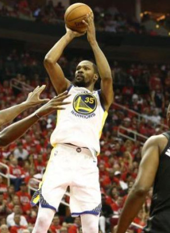 Los Warriors muestra su condición de campeón en Houston (106-119)