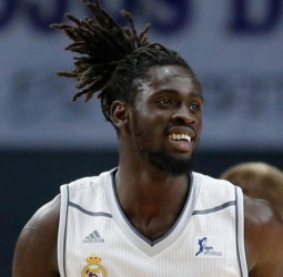 Maurice NDour, dos años a los New York Knicks