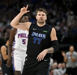 Aun sin Embiid los Sixers son capaces de superar a los Mavericks, 120-116