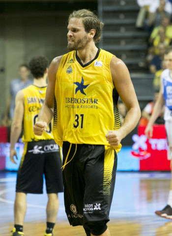 Doornekamp y Beirán hieren y White aniquila al Obradoiro (70-55)
