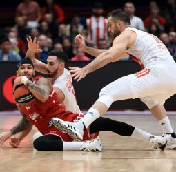 El Milán se aprovecha del gris momento del Estrella Roja, 74-68