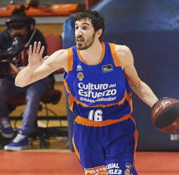 Guillem Vives sufre una distensión en el sóleo de la pierna izquierda