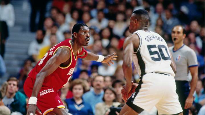 Se cumplen 45 años del primer cuádruple-doble en la NBA, ¿quiénes lo lograron y qué jugadores activos estuvieron cerca?