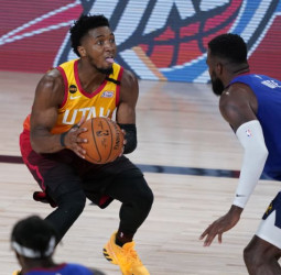 Donovan Mitchell coloca a sus Jazz a un paso de la segunda fase (129-127) [1-3]