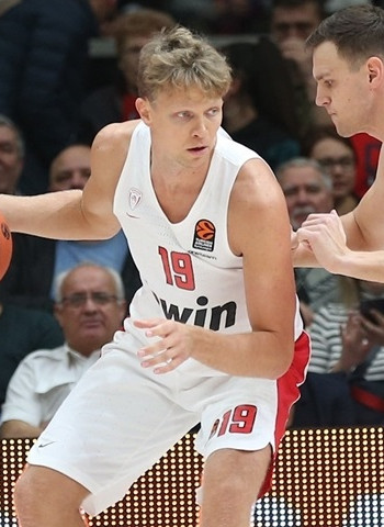 El Lokomotiv Kuban anuncia el fichaje de Mindaugas Kuzminskas
