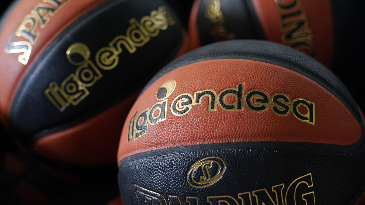 La acb reduce el número de tiempos muertos por partido