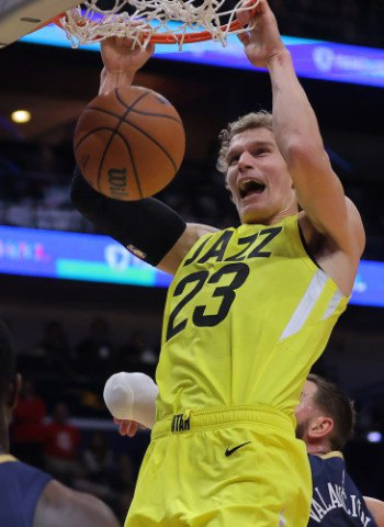 Kings, Hawks y Thunder, interesados en negociar por Lauri Markkanen