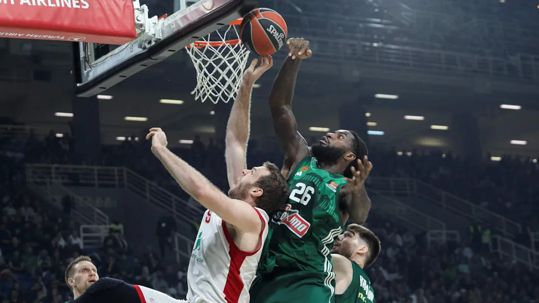 El Panathinaikos domina al Milán de principio a fin, 79-62