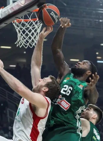 El Panathinaikos domina al Milán de principio a fin, 79-62