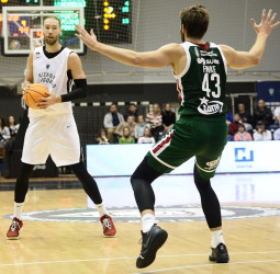 Alec Brown abandona el Nizhny Novgorod