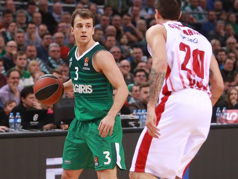 Zalgiris con su victoria ante el Armani Milán está un poco más cerca de los playoffs (77-65)