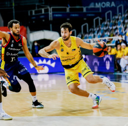 Golpe en la mesa aurinegro en Andorra en un duelo vibrante (83-89)