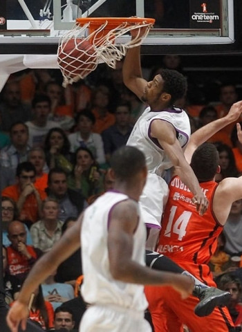 Unicaja Málaga vs Valencia Basket, segundo asalto