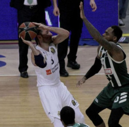 Disfruta de las mejores jugadas de la temporada en la EuroLiga