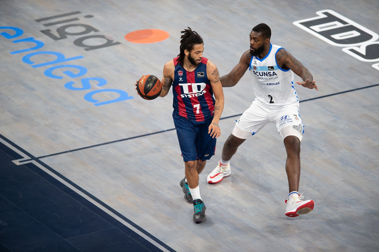 TD Systems Baskonia se impone al GBC en el segundo derbi de la temporada (83-71)