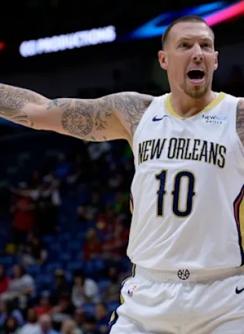Daniel Theis recala en los Oklahoma City Thunder