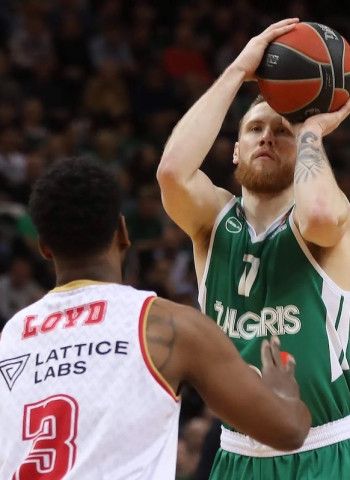 El Zalgiris Kaunas negocia la renovación de Ignas Brazdeikis