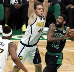 Los Celtics reaccionan en la segunda mitad para ganar (74-84) [1-0]