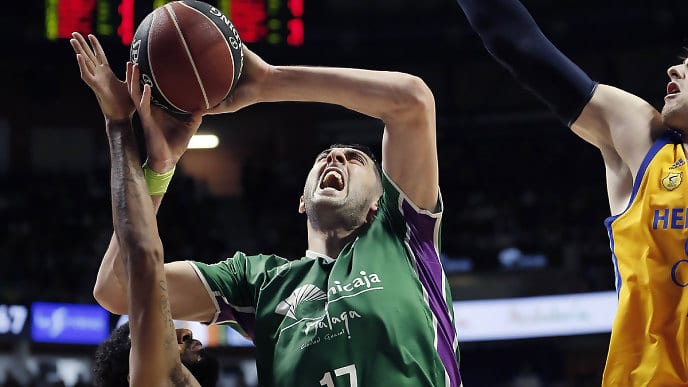 Unicaja comienza la semana con la duda de Augustine y Shermadini