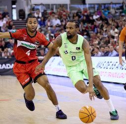 Barça se lleva el triunfo de la pista del Coviran Granada (86-93)