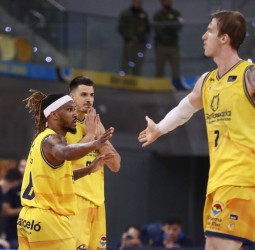 Golpe en la mesa del Gran Canaria frente al Joventut (100-88)